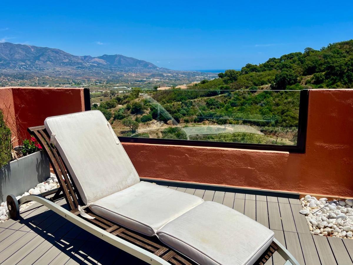 Bright Apartment In The Hills Of Elviria 马拉加 外观 照片